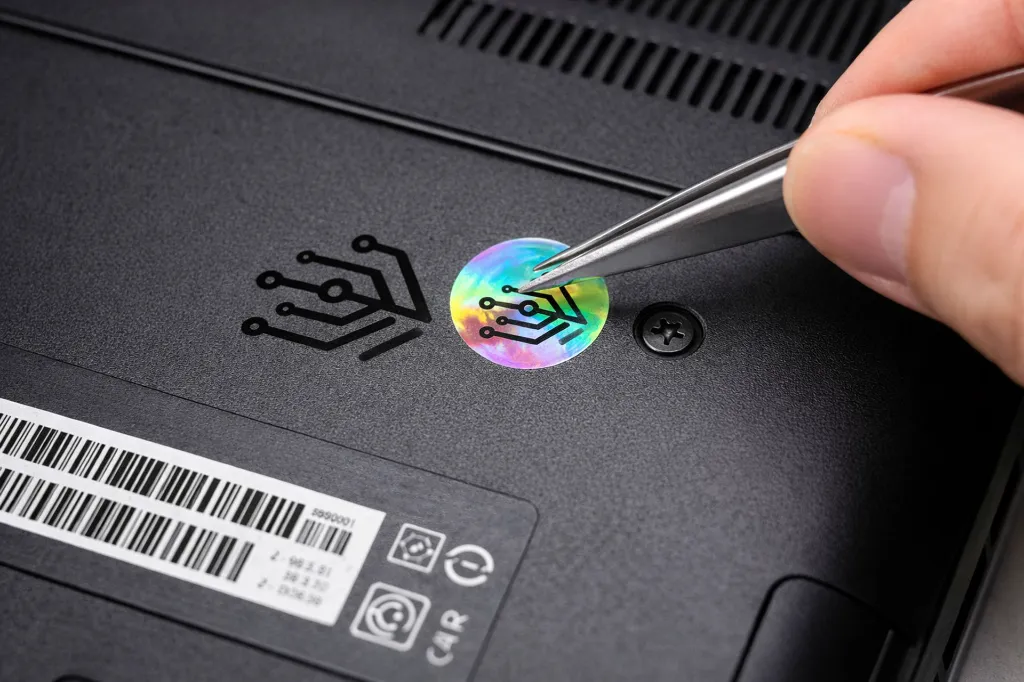 Impresora_Industrial_Ribetec_RI-430-TT_KIT_Hologramas_20x20mm_uso_1.webp