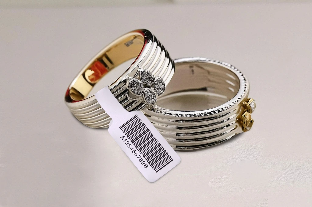 Etiqueta_Joyeria_63x22_USO_1_063022BB091P0000C1G1K5.webp