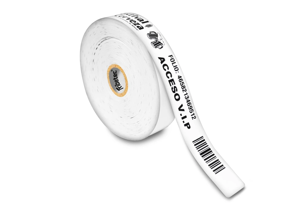 Pulseras_Brazaletes_25x260mm_1_025260BB091P000KC1N250.webp