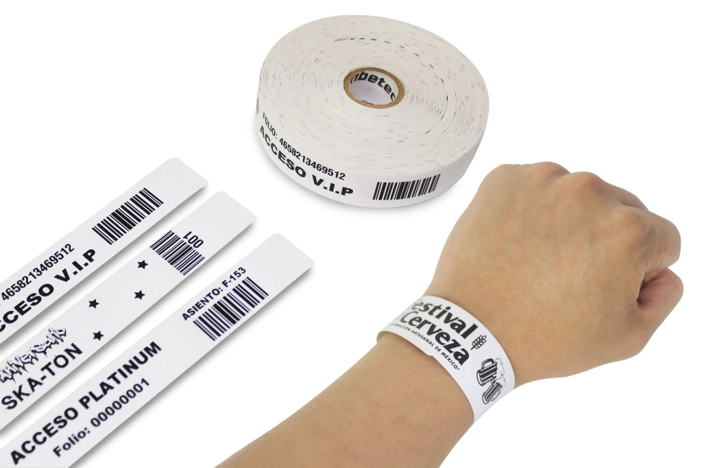 Pulseras_Brazaletes_25x260mm_4_025260BB091P000KC1N250.webp
